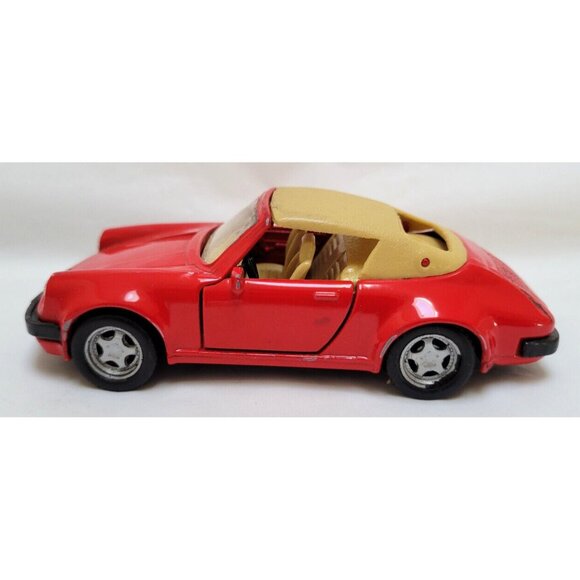Maisto Other - Maisto Porsche 911SC Red and Tan 1/36 Scale - READ